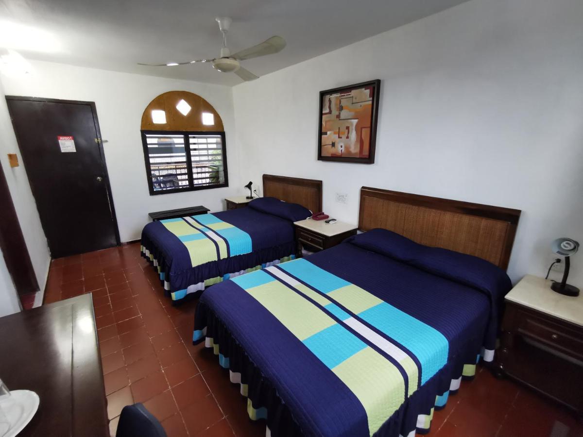 Hotel Doralba Inn เมริดา ภายนอก รูปภาพ