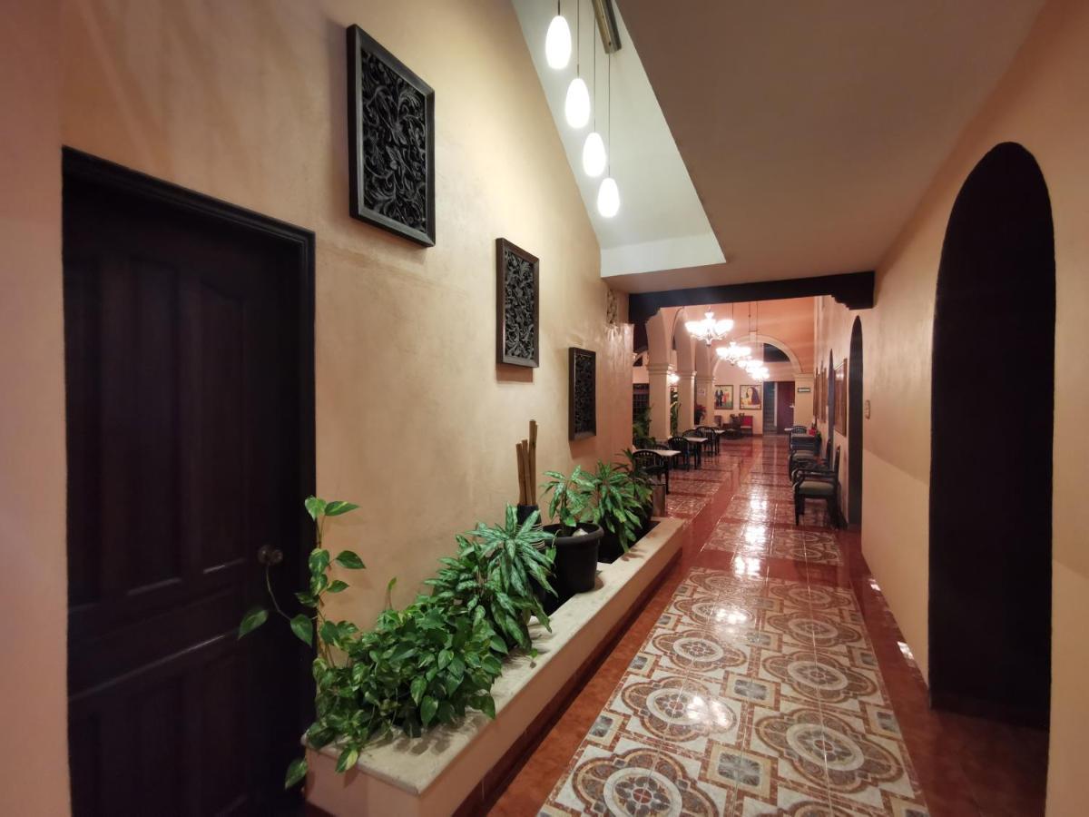 Hotel Doralba Inn เมริดา ภายนอก รูปภาพ