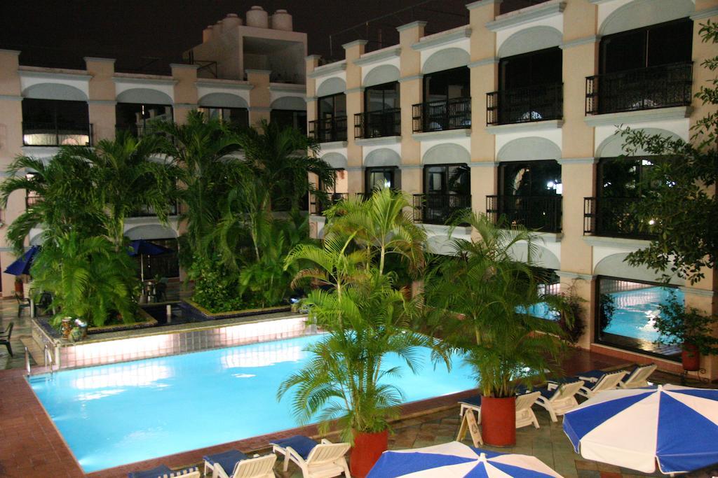 Hotel Doralba Inn เมริดา ภายนอก รูปภาพ