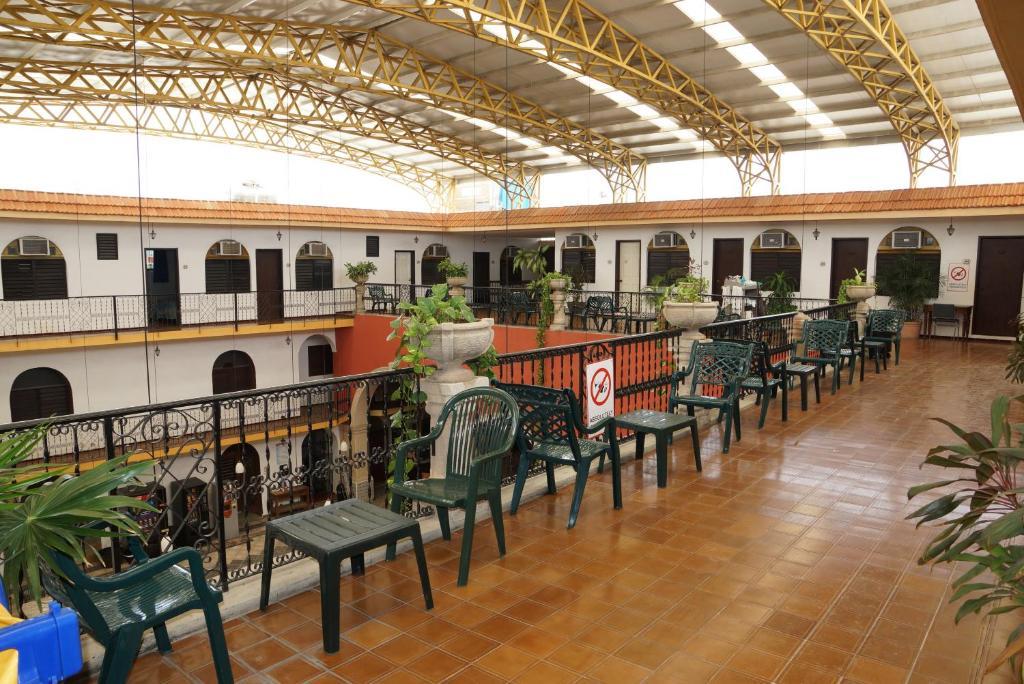 Hotel Doralba Inn เมริดา ภายนอก รูปภาพ